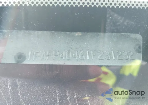 2001 Ford Mustang Deluxe/Premium/Standard z USA, uszkodzony, nr VIN 1FAFP40461F231232